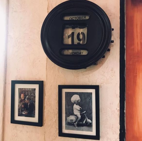 Ashlesha Thakur loves antique things