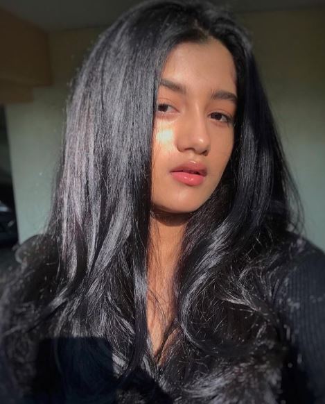 Ashlesha Thakur wiki