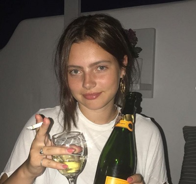 Billie Barker frequently prefers to smoke and drink