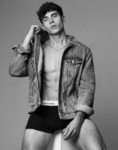 Cam Holmes modeling career