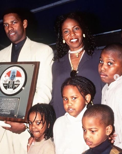 Childhood image of Olivia Washington with her family
