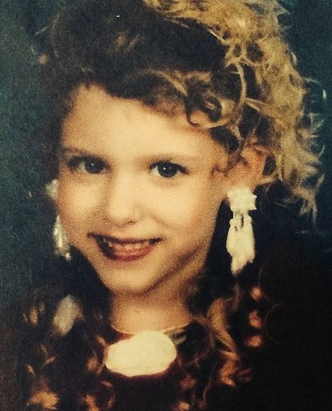 Childhood photo of Gabi Grecko