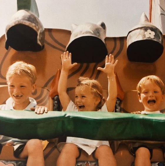 Childhood photo of Mikky Kiemeney with her brothers Bing Kiemeney and Billy Kiemeney