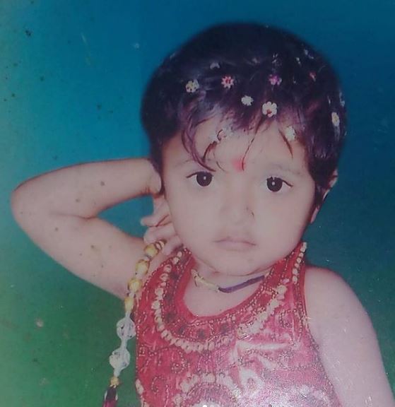 Childhood photo of Rashi Shinde