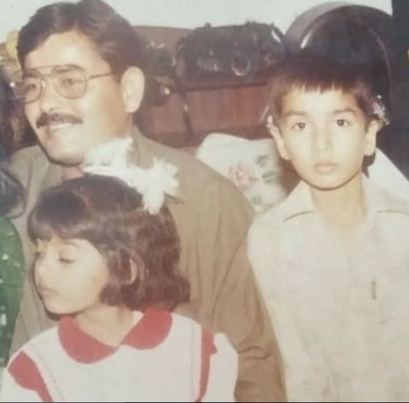 Childhood photo of Shahab Ali with his father and sister