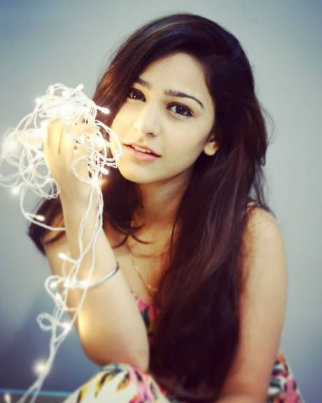 Diksha Sharma fact