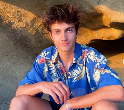 Dom Brack took acting training at the Orange County High School of the Arts in Santa Ana, California