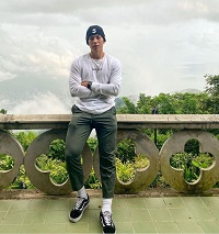 Dwight Ramos height is 6 feet 4 inches