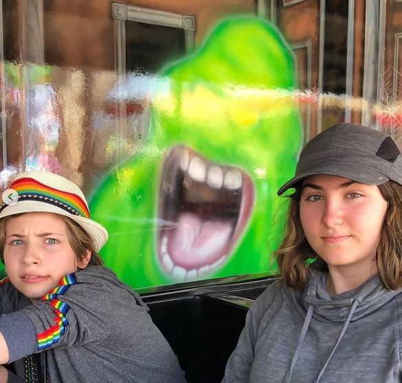 Emmy DeOliveira and her sister Lili DeOliveira