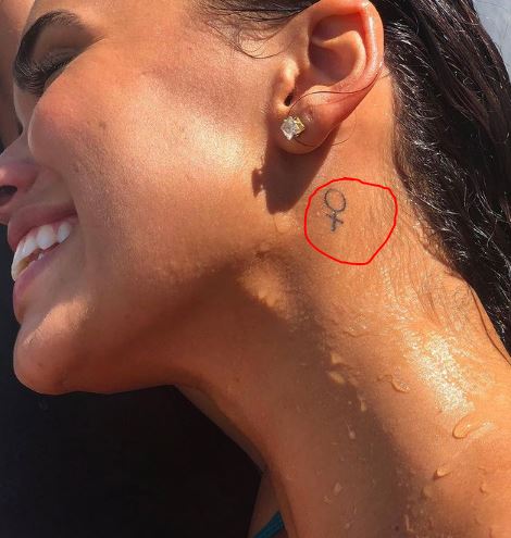Giovana Cordeiro tattoos