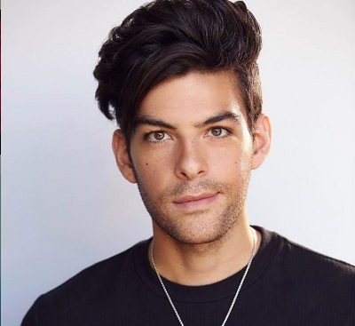 Hale Leon is a well known commercial actor and Twitch partner