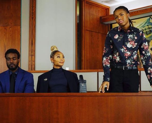 Jasmine Davis with the co-actors of 'The Chi' movie