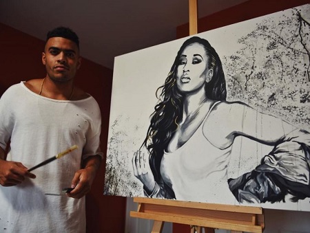 Justin Glaze also sometimes exabit his painting in various exhibitions