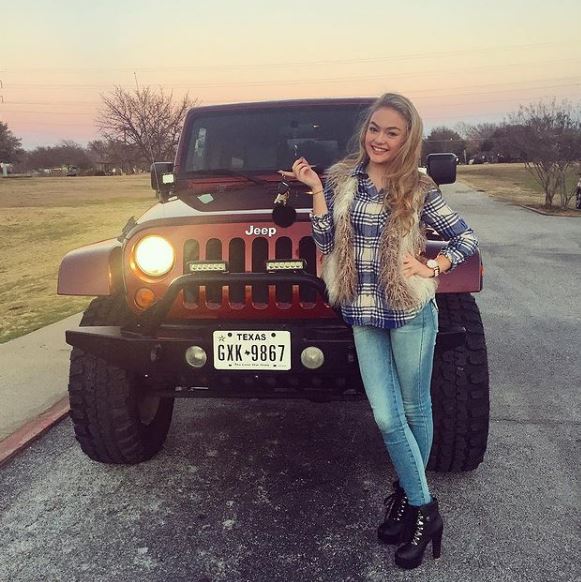 Katie Kelly parents gifted her Jeep