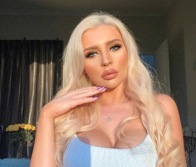 Larissa Trownson facts