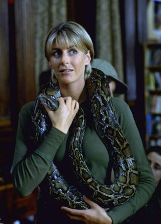 Lisa Hogan played the role of Sealion Keeper in Fierce Creatures