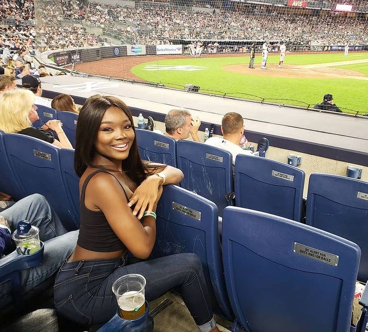 Melinda Melrose loves Baseball