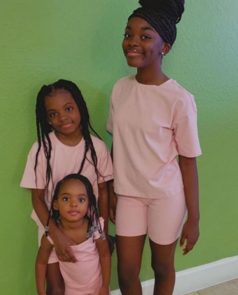 Melody Hurd with her sisters Lyric Hurd and Rhythm Hurd