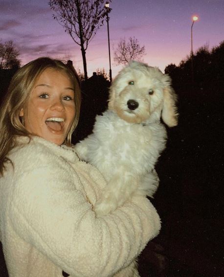 Mikky Kiemeney with her pet dog
