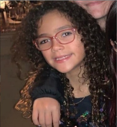 Monroe Cannon has step-siblings named Golden Sagon Cannon, Powerful Queen Cannon, Zion Mixolydian Cannon, Zillion Heir Cannon. She separately enjoys time with her mother and father