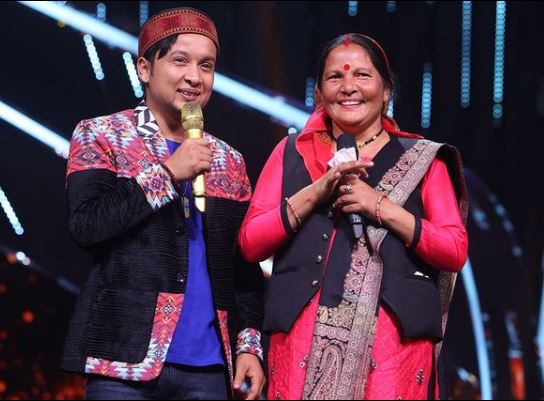 Pawandeep Rajan with his mother