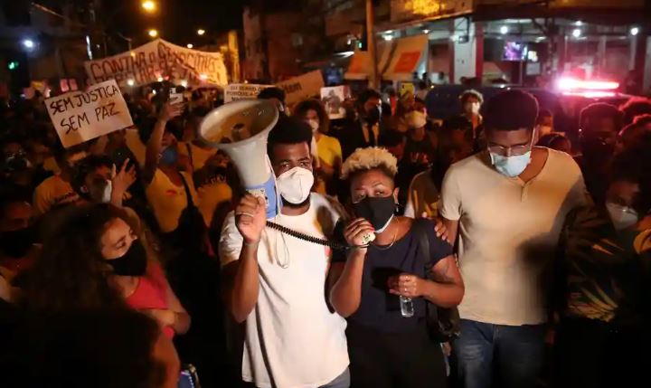 Protest for the death of 24-year-old pregnant woman