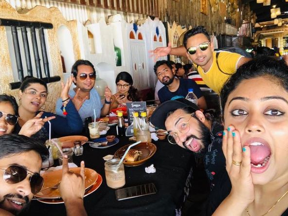 Sachet Tandon with his friends