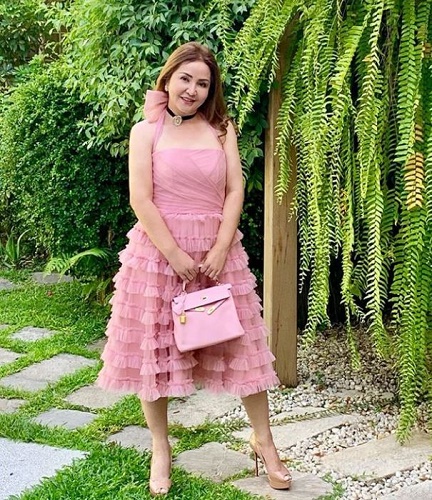 Small Laude Height & Weight