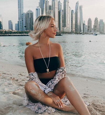 Taylor Ward loves to spend time st beaches