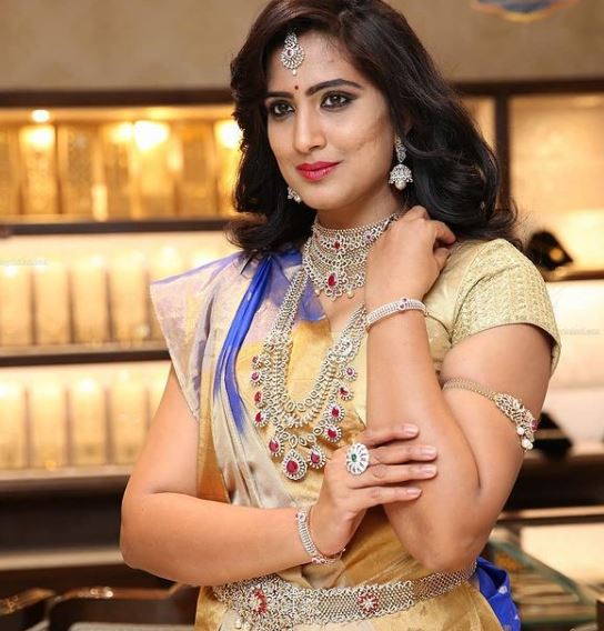 Triveni Rao commercializes jewelry