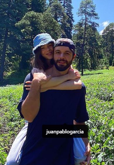 Ximena Lamadrid is in a relationship with her boyfriend Juan Pablo Garcia (@juanpablogarcia) who is a Musician.