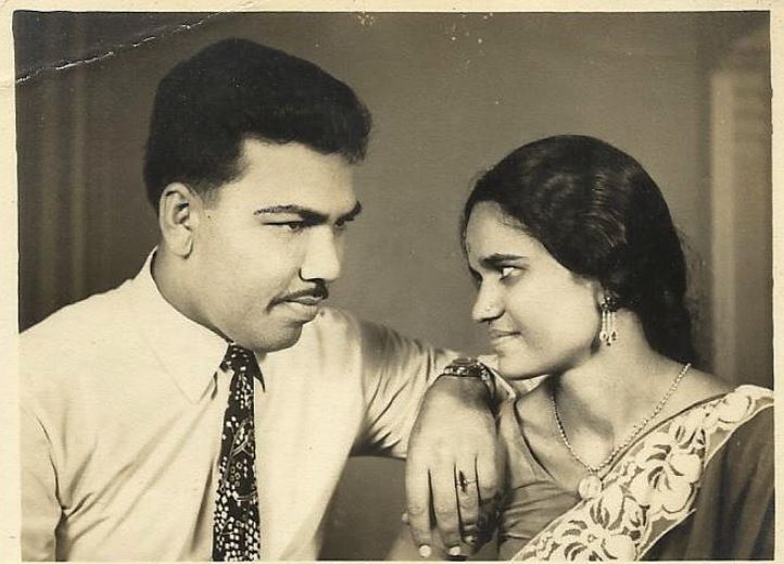 Aayushi Bhave Parents