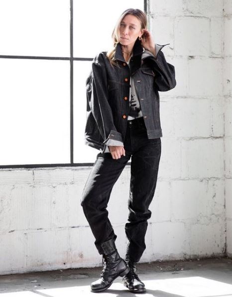 Alana Hadid height