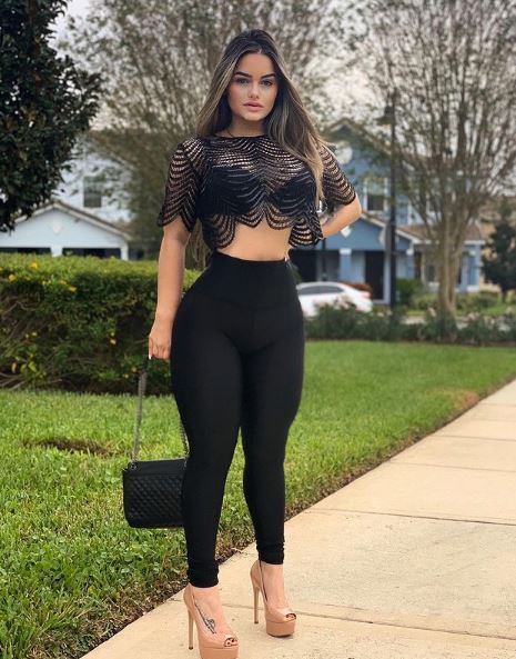 Alejandra Mercedes height