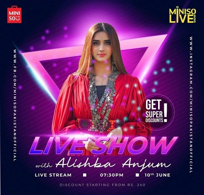 Alishba Anjum attended her live show