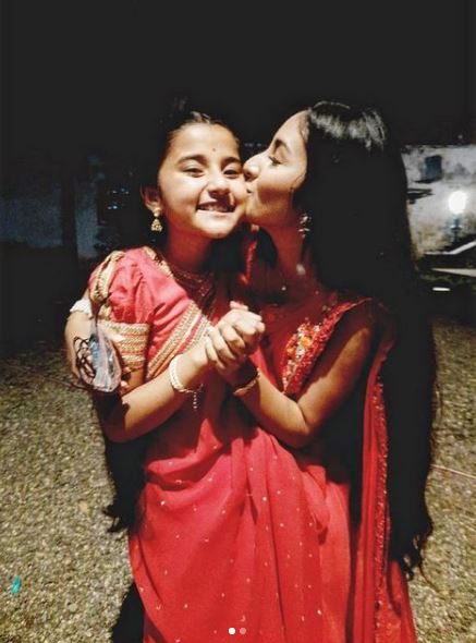 Anchal Sahu with young Bondita aka Aurra Bhatnagar
