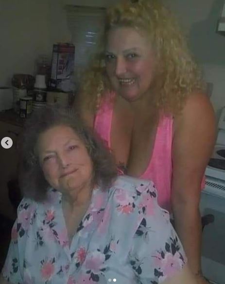 Angela Deem with her mother