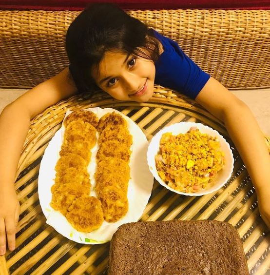 Aura Bhatnagar is a foodie
