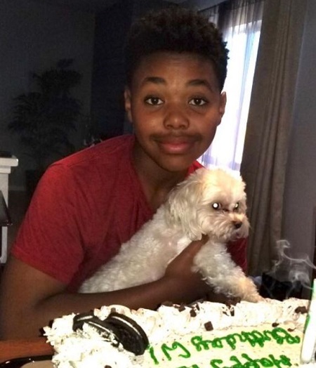 Cedric Joe has a pet dog