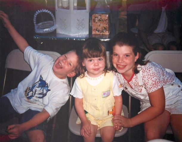 Childhood photo of Colleen Ritzer with her siblings