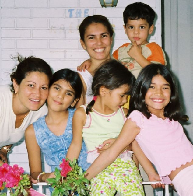 Childhood photo of Janet Von Schmeling with her siblings