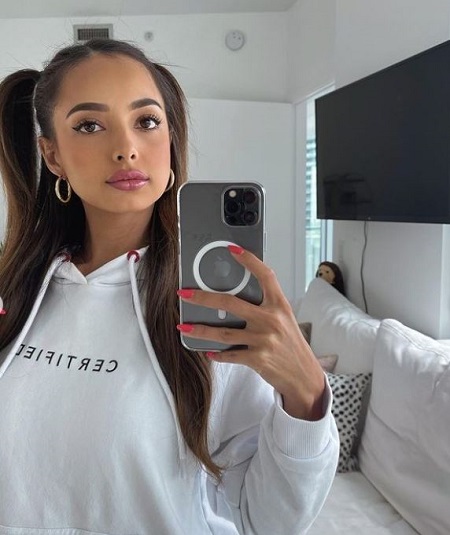 Dani Torres Modeling Career & Net worth