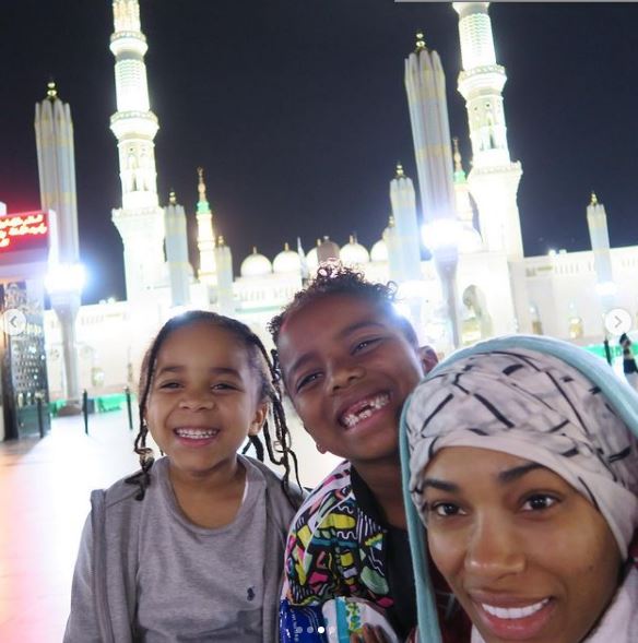 Dreka Gates with her son and daughter