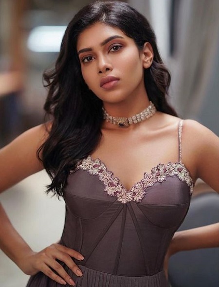 Dushara Vijayan Wiki, Bio, & Age