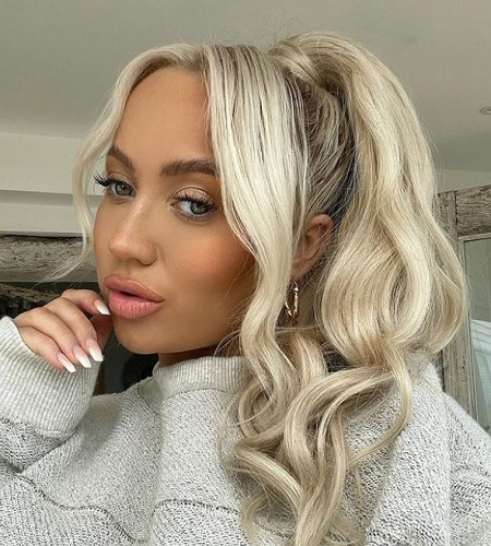 Elle Darby graduated from The University of the West of England