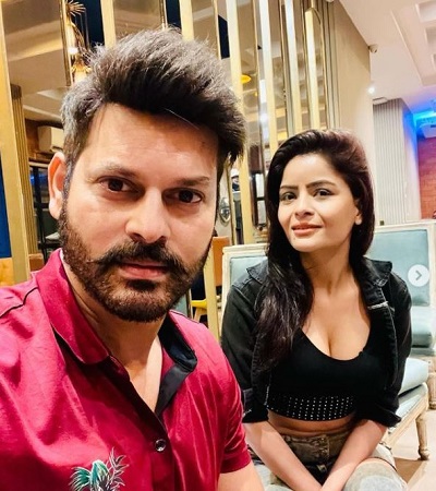 Gehana Vasisth Boyfriend & Husband