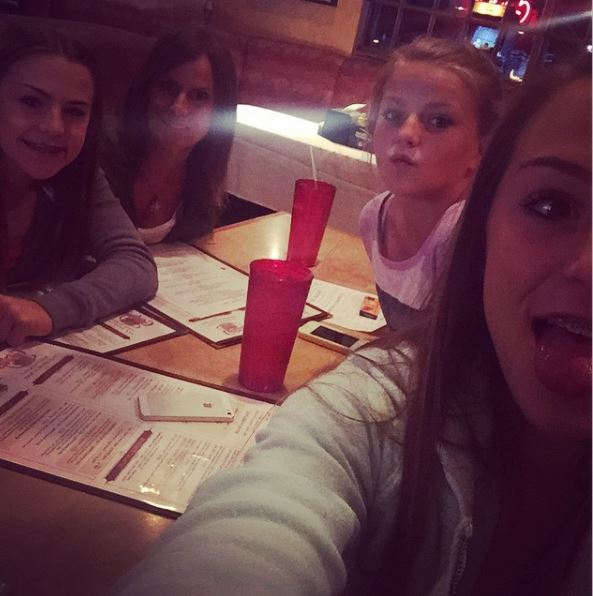 Haley Cavinder enjoying with her family