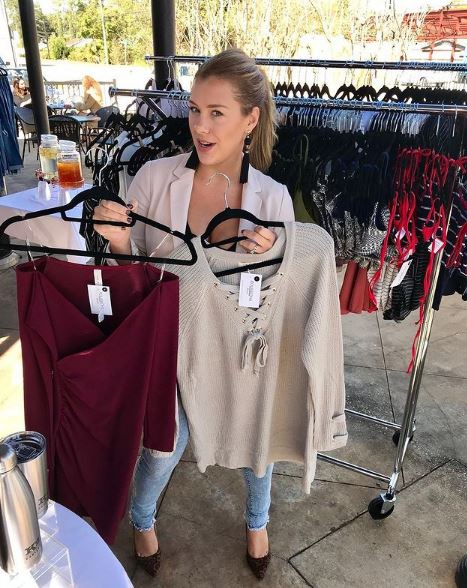 Jolie Poirier loves shopping