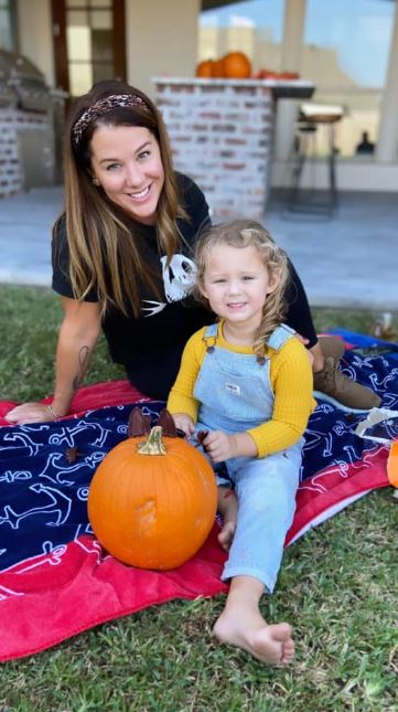 Jolie Poirier with her daughter Parker Noelle