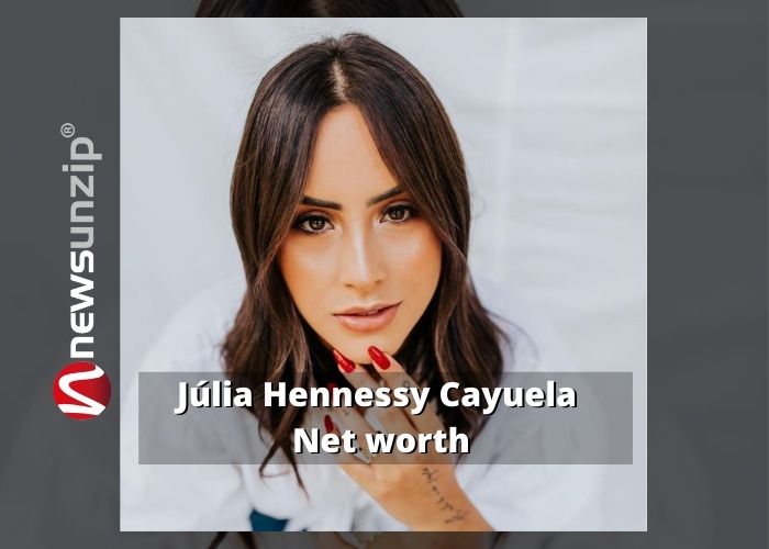 Júlia Hennessy Cayuela Net worth
